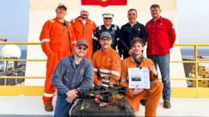 To study the oil tank of an FPSO in a 100% robotic way