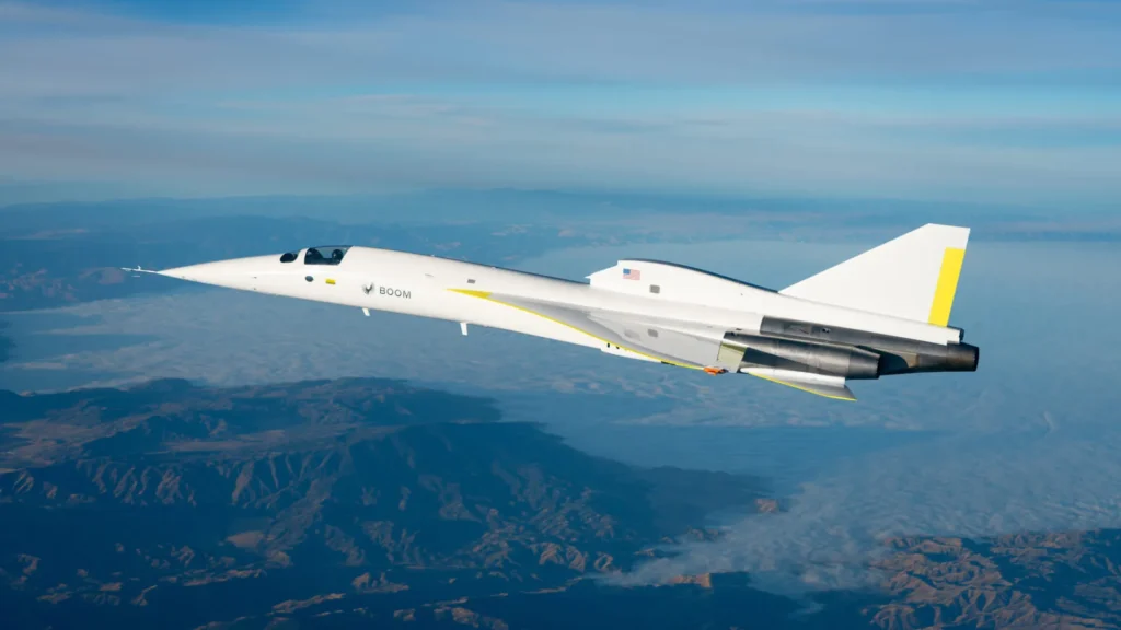 XB-1 cen vuelo supersónico