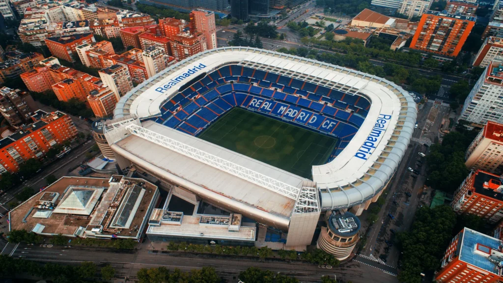 Vista desde las alturas del estadio Santiago Bernabéu. 