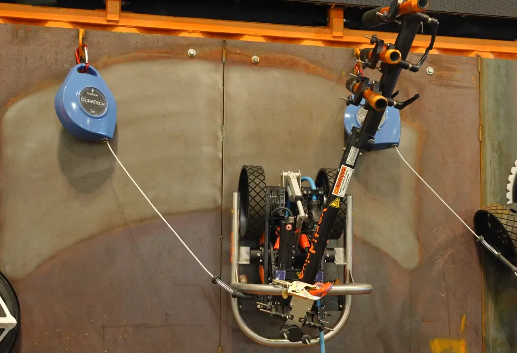 VertiDrive abrasive blasting robot