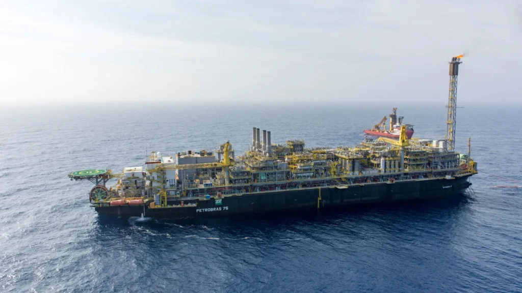 Plataforma P-75 en el Campo de Búzios